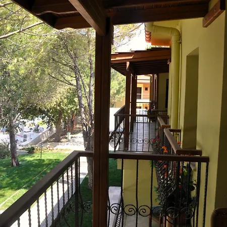 Szálloda Dardanos Yerleskesi 5*