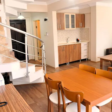 Szálloda Dardanos Yerleskesi