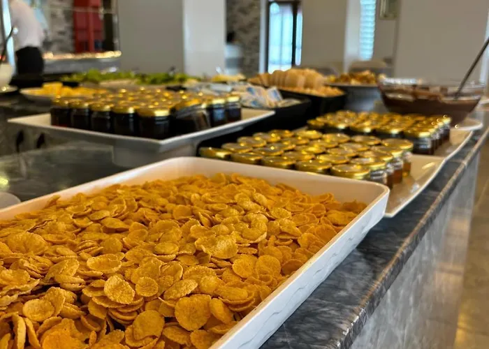 Отель Dardanos Yerleskesi 5*